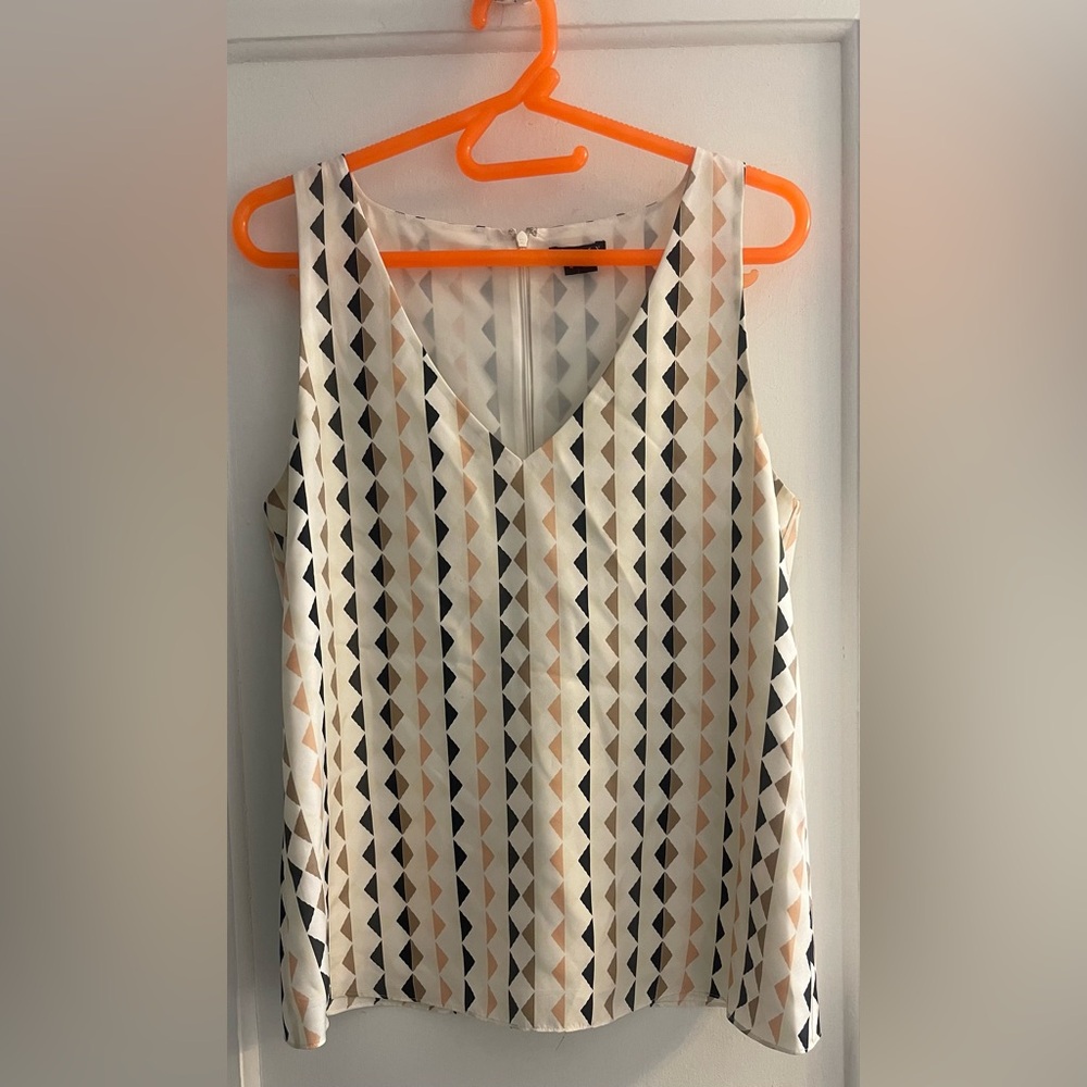 Theory Singa Diamond Print Silk Top Size M